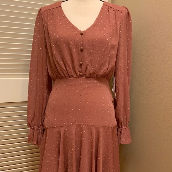 39. City Vibe from LA with Love Dress in Mauve - Picture 1 of 14